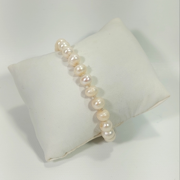 Jewelry - Genuine Pearl 925 Silver Bracelet